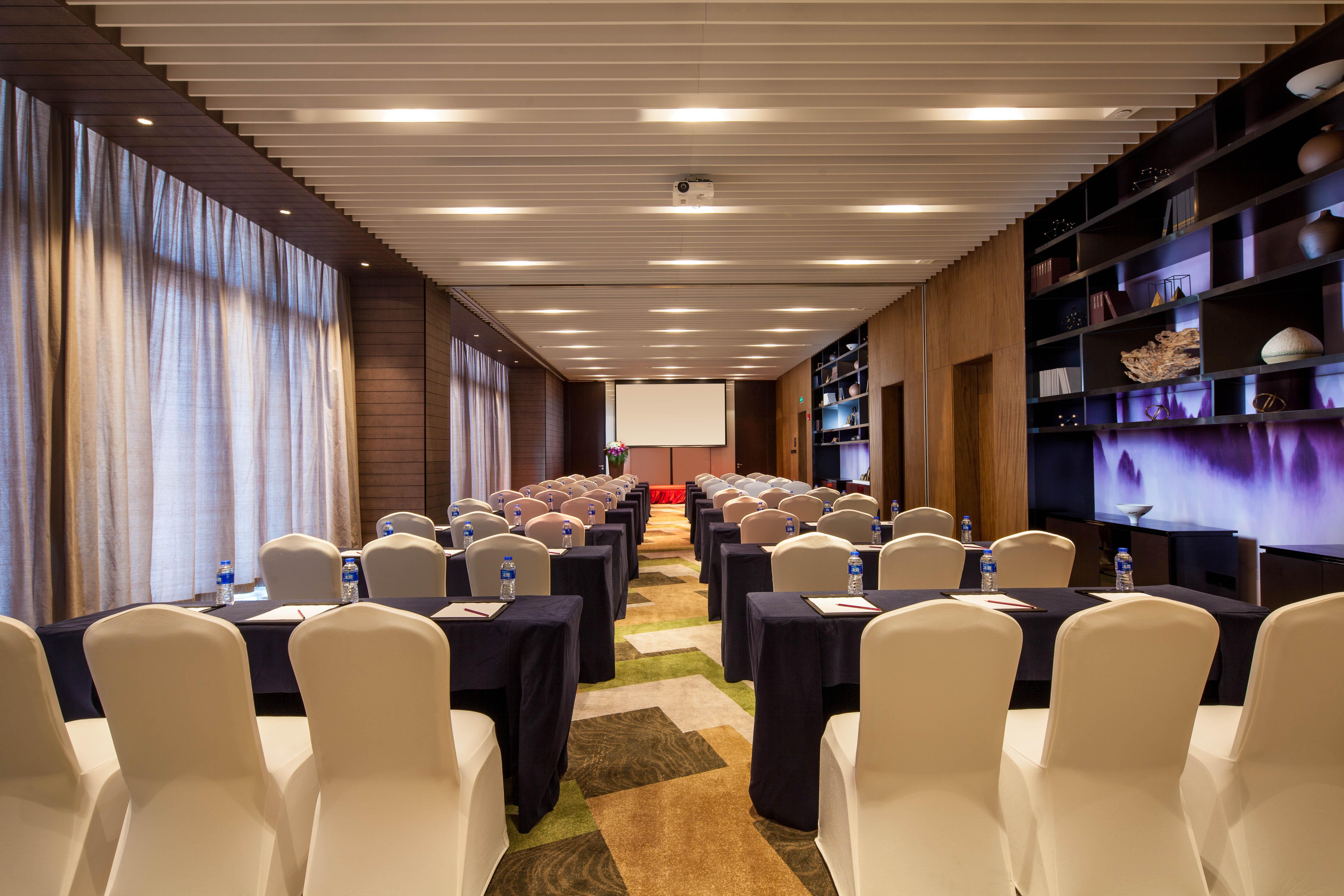 Crowne Plaza Kunshan By Ihg Exterior photo