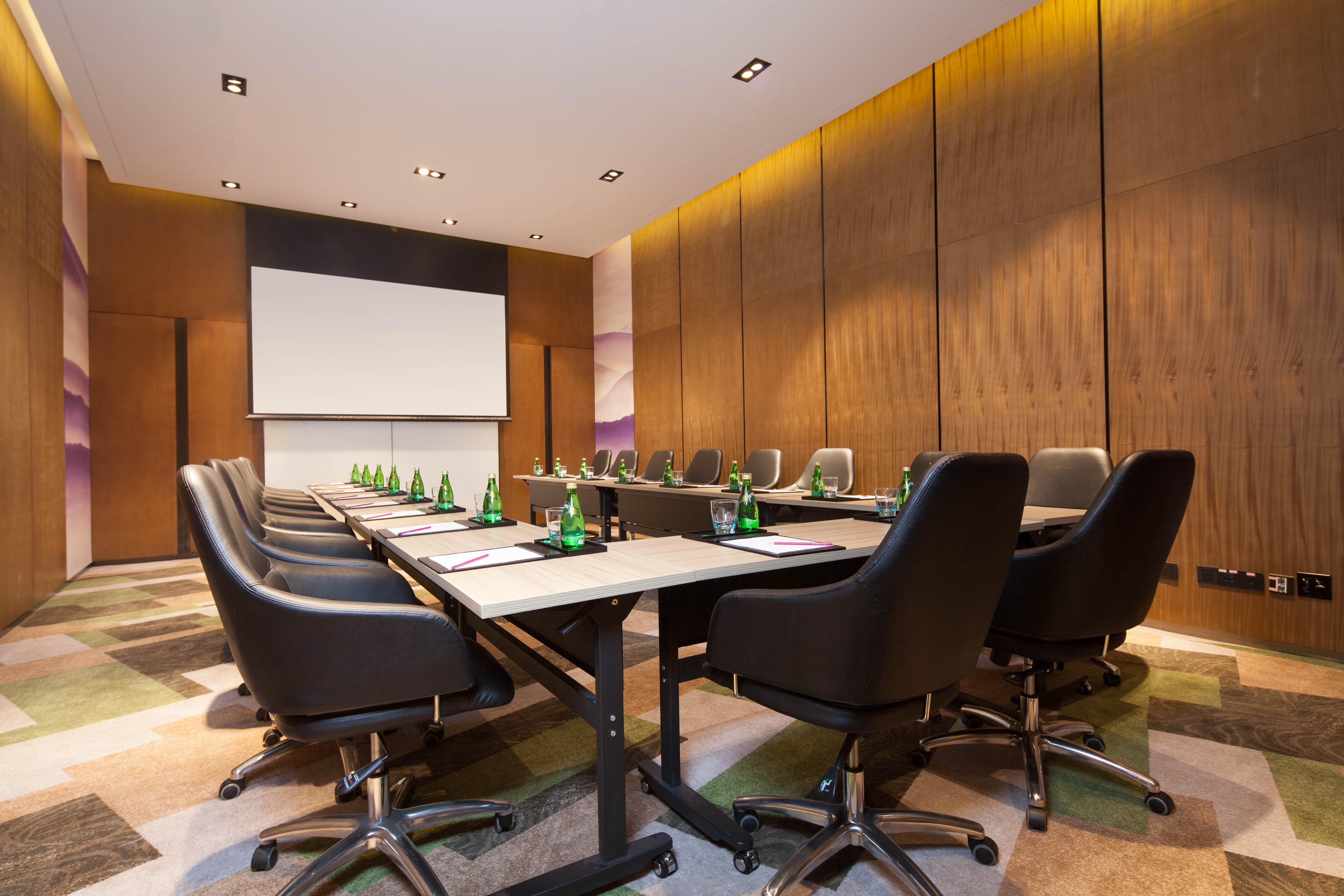 Crowne Plaza Kunshan By Ihg Exterior photo
